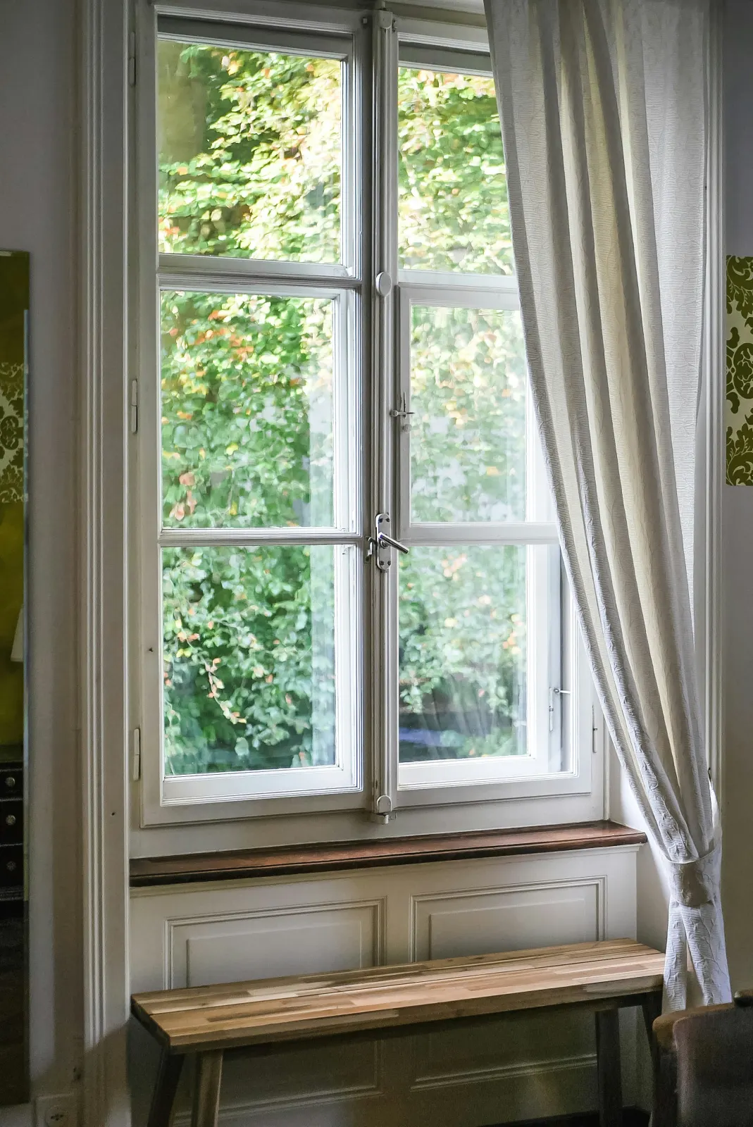 Double-Hung Window Installation — Portage Ave